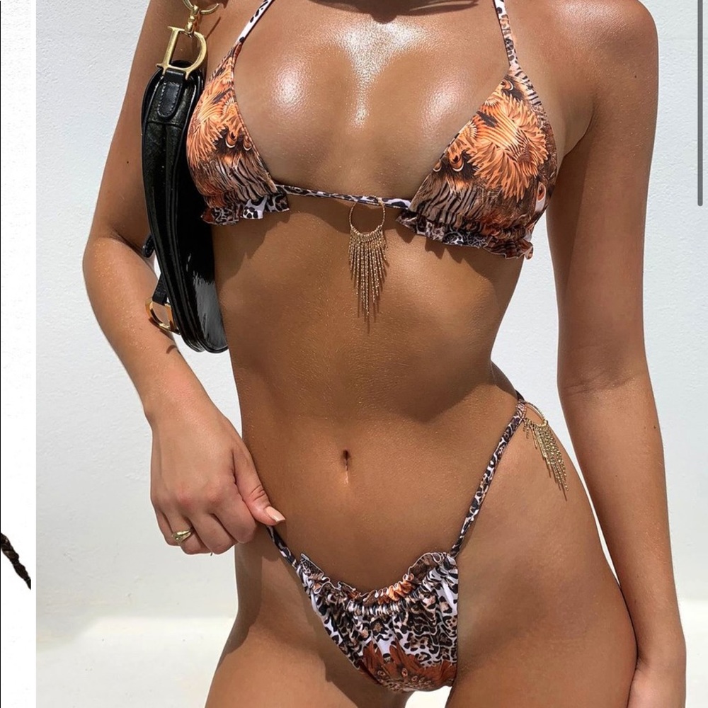 ISO Ciana Bikini